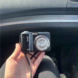 Kodak EasyShare C142 Black Compact Camera